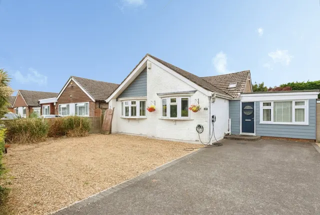 Yarmouth Road, Poole, BH12, photo 1