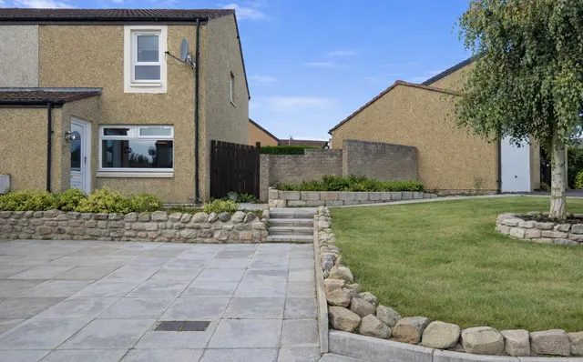 Willowgrove Gardens, Aberdeen, AB21, photo 2