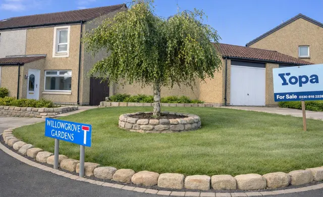 Willowgrove Gardens, Aberdeen, AB21, photo 1