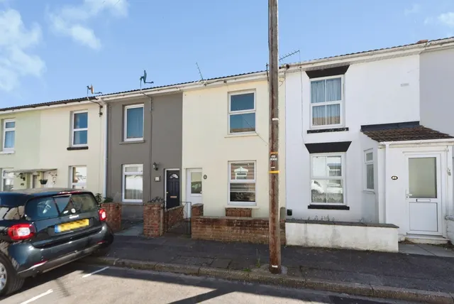 Russell Street, Gosport, PO12, photo 2