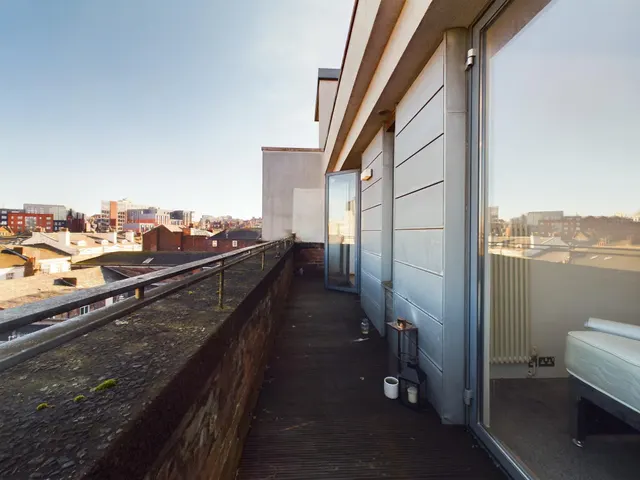 Wood Street, L1, photo 2