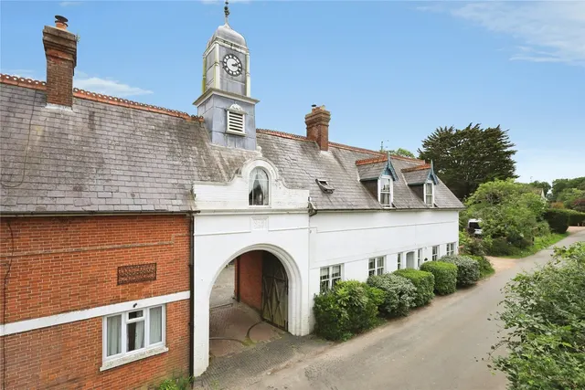 East Hoathly, BN8, photo 1