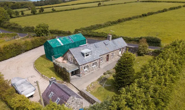 Court Farm, Mynytho, LL53, photo 1