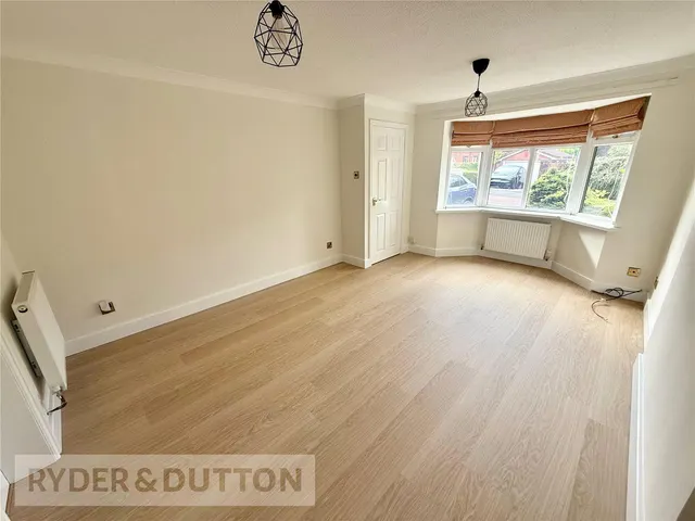 Simkin Way, Oldham, OL8, photo 2