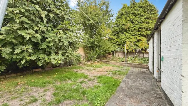 Ainger Close, Aldershot, GU12, photo 2