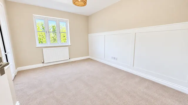 Petrel Close, Stockport, SK3, photo 3