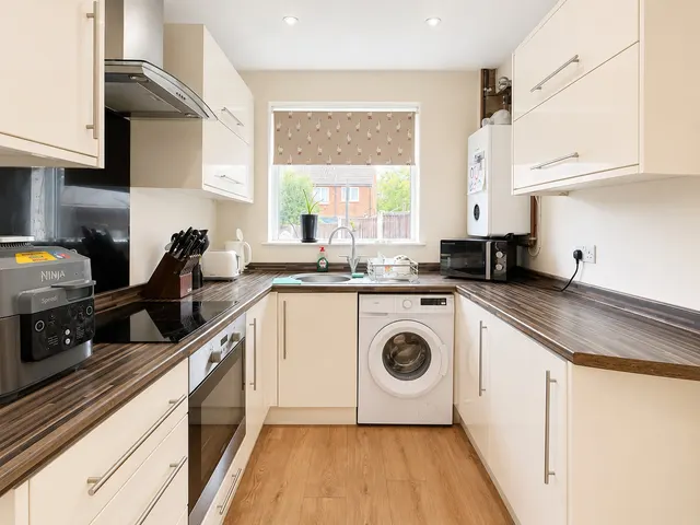 Swaby Close, Lincoln, LN2, photo 2