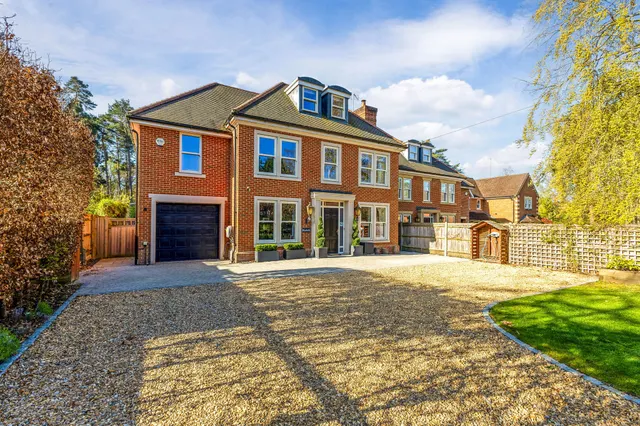 Waterloo Road, Crowthorne, RG45, photo 2