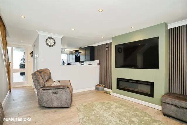 Bramble Way, Braunstone Town, LE3, photo 2