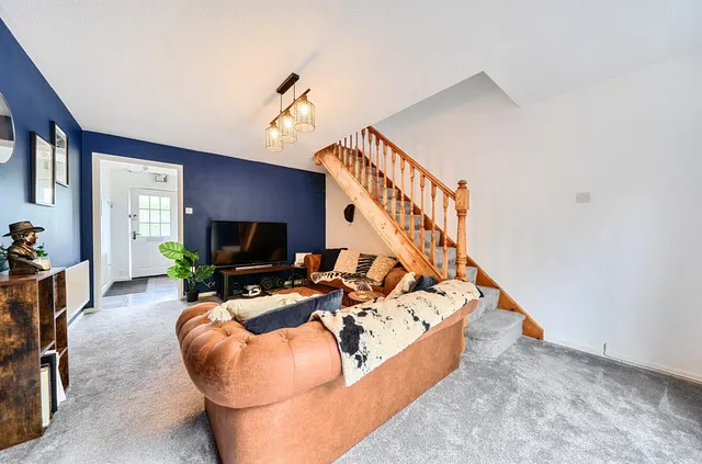 Photo 2 — Farringdon Avenue, Belmont, Hereford, Herefordshire