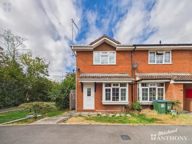 Edward Close, Aylesbury, HP21 9YQ, photo 1