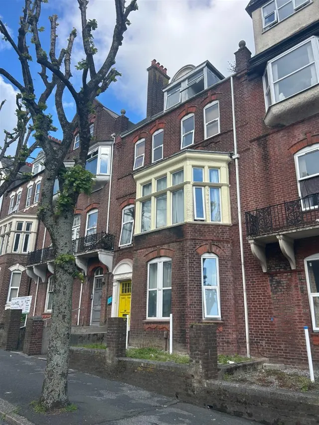 Queen Anne Terrace, Plymouth, photo 1