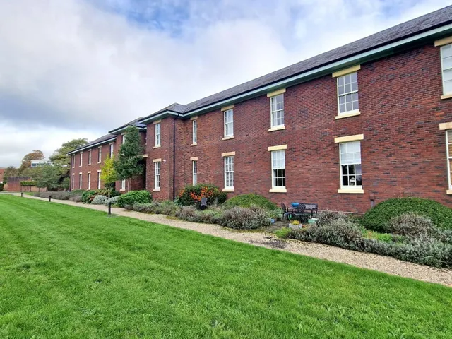 The Parade, Caversfield, OX27, photo 1