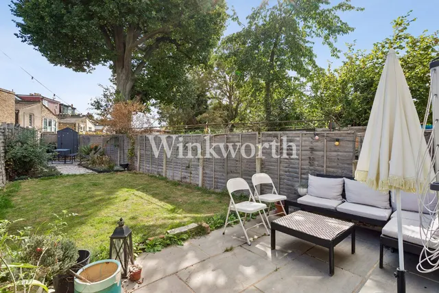 Grove Park Road, London, N15, photo 1