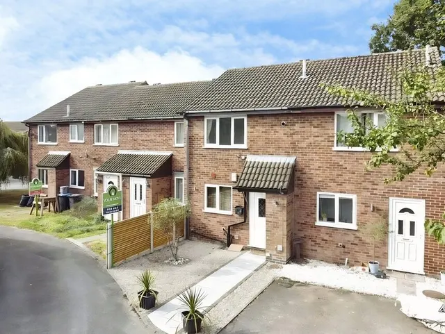 Willow Close, Burbage, LE10, photo 1