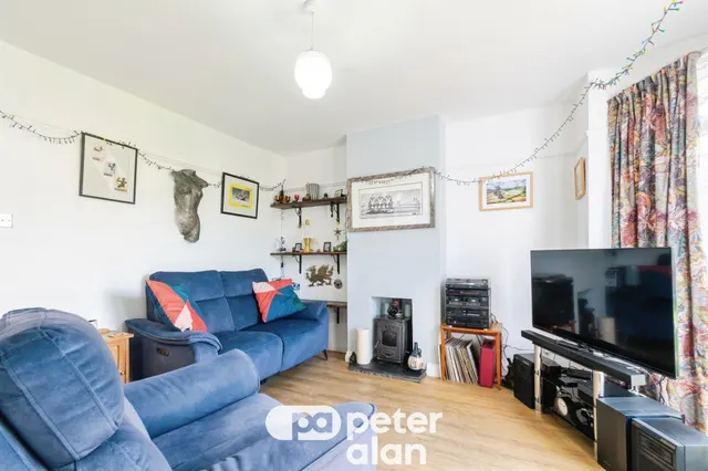 Greenfield Road, Cardiff, CF14, photo 2