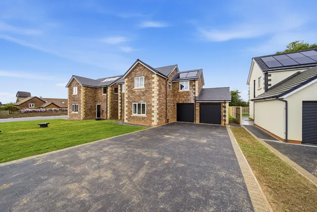 Aurelian Rise, Monkhill, photo 1