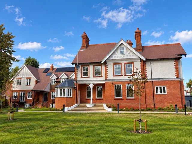 Hermitage Place, Bath Road, Taplow, Maidenhead, photo 1