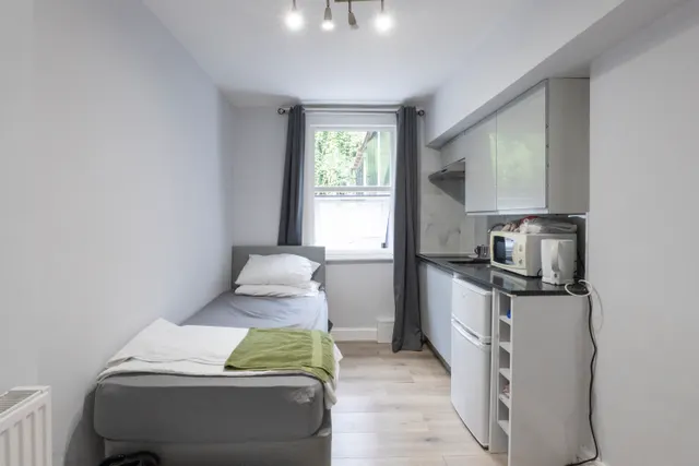 Lexham Gardens, Kensington, W8, photo 1