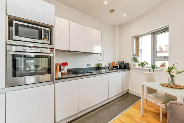 Hotwell Road, Bristol, BS8, photo 3
