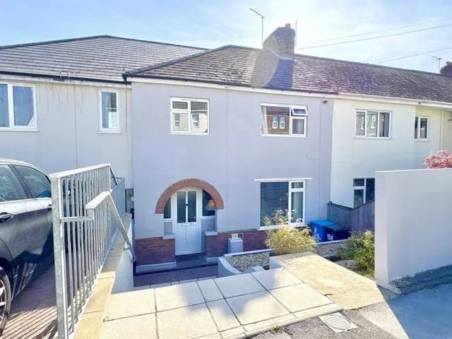 Rossmore Road, BH12, photo 2
