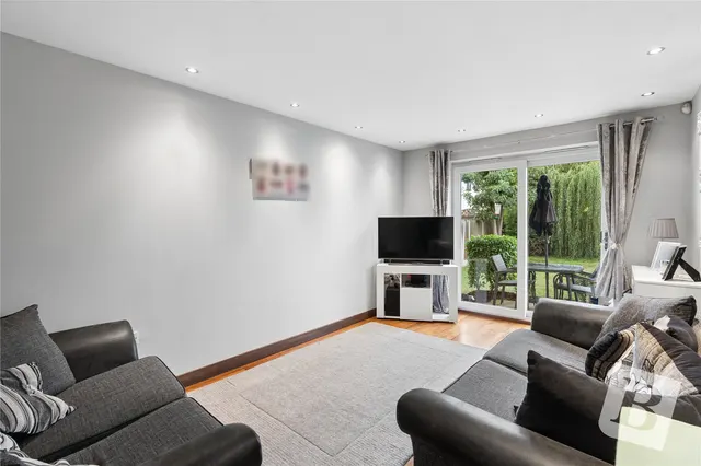 Front Lane, Upminster, RM14, photo 1
