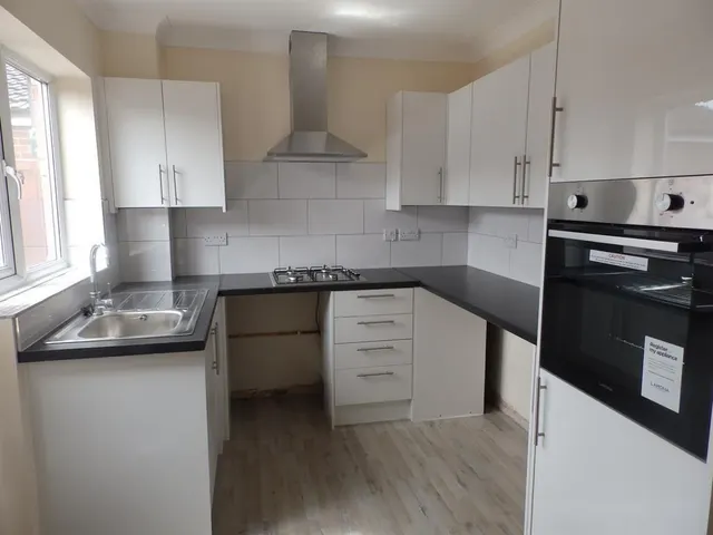 Capenhurst Lane, Ellesmere Port, CH65, photo 3