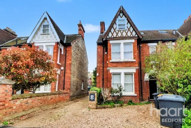 St Georges Road, MK40, photo 1
