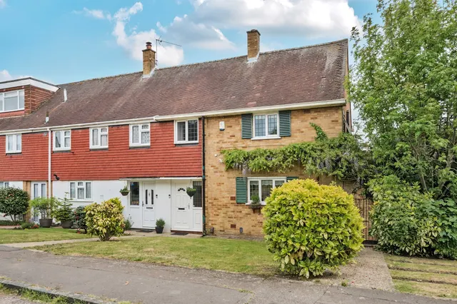 Ripley Road, Enfield, photo 1