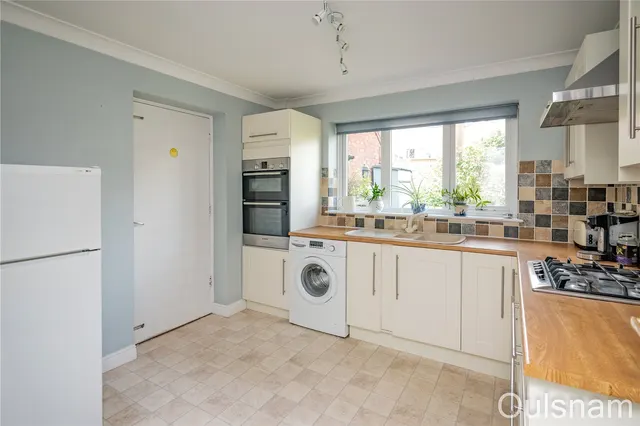 Photo 2 — Fairoak Drive, Bromsgrove, Worcestershire, B60 3PN