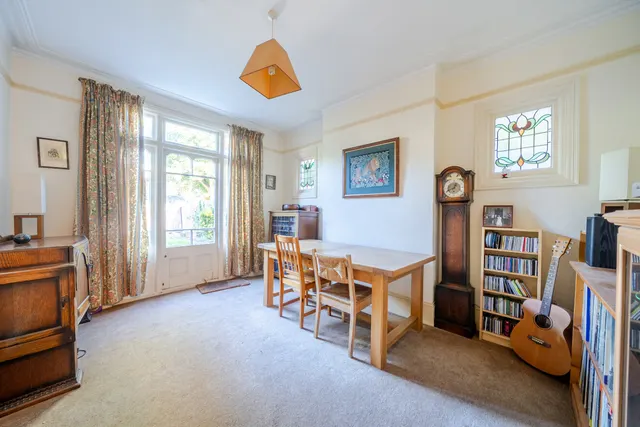 Manor Road, Raynes Park, SW20, photo 3
