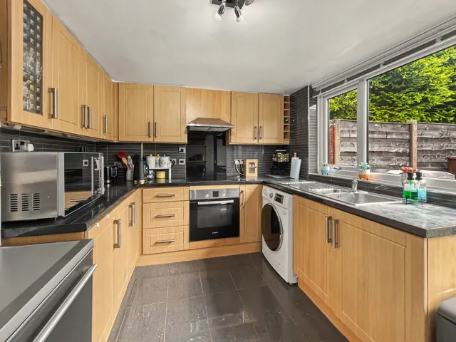 Wilton Gardens, Radcliffe, M26, photo 3