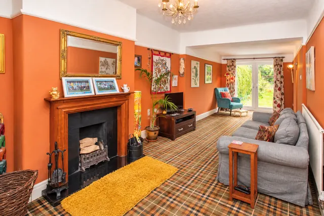 Fairholme Road, Davenham, CW9, photo 3