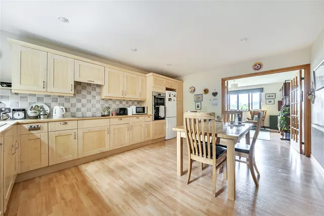 Photo 3 — Grove Close, Knighton, Powys, LD7 1LJ