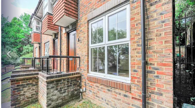 Windmill Rise, Kingston Upon Thames, Surrey, KT2, photo 1
