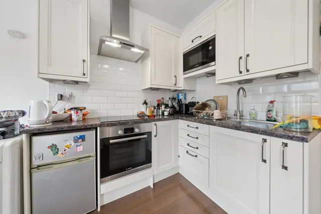 Richmond Way, London, W12, photo 2