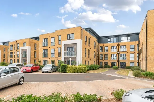 Brambling Gardens, Poole, BH17, photo 1
