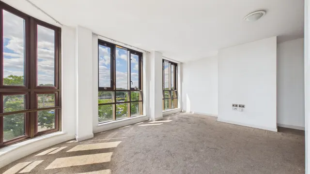 Photo 3 — 57 Priestgate, Peterborough, PE1