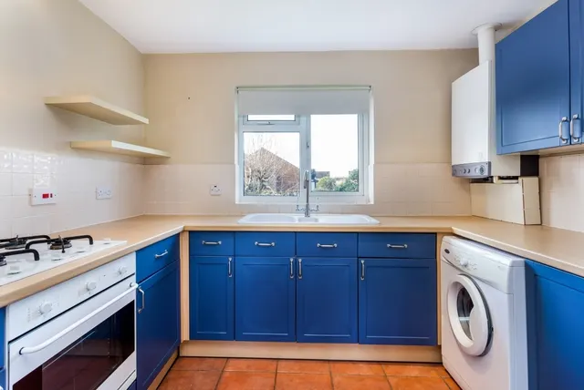 Photo 3 — Prince Andrew Close Maidenhead SL6