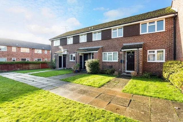 Prince Andrew Close Maidenhead SL6, photo 1