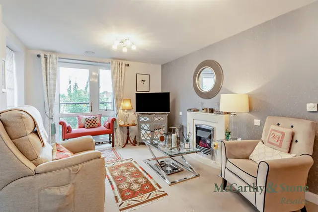 Peggs Lane, Hertford, SG13, photo 2