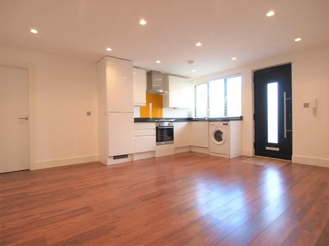 Thorold Road, London, N22, photo 1