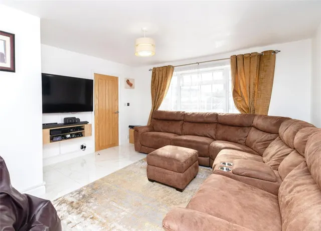 Photo 3 — Nine Lands, Hockliffe, Leighton Buzzard, Bedfordshire, LU7