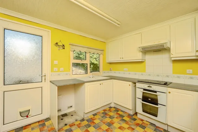 Weston Road, Portland, DT5, photo 3