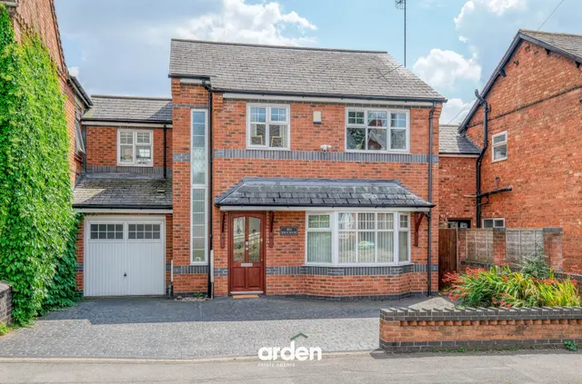 Stoke Road, Bromsgrove, B60, photo 1