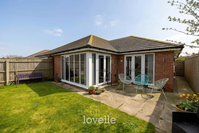 The Cedars, Grimsby, DN34, photo 3
