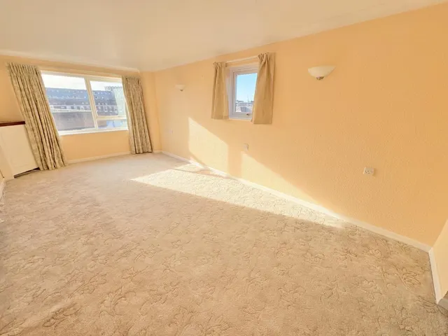 Seldown Road, BH15, photo 1