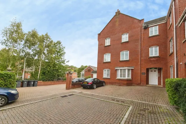Medley Court, Exeter, EX4, photo 1