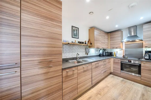 Grange Road, London, SE1, photo 2