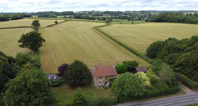 Hilmarton, Calne, SN11, photo 2